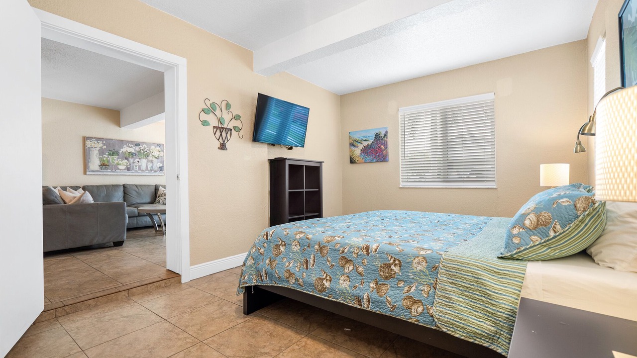Photo of Bedroom in Dania Beach