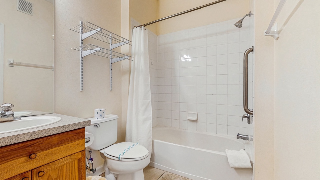 Photo of Bathroom in Windsor Palms