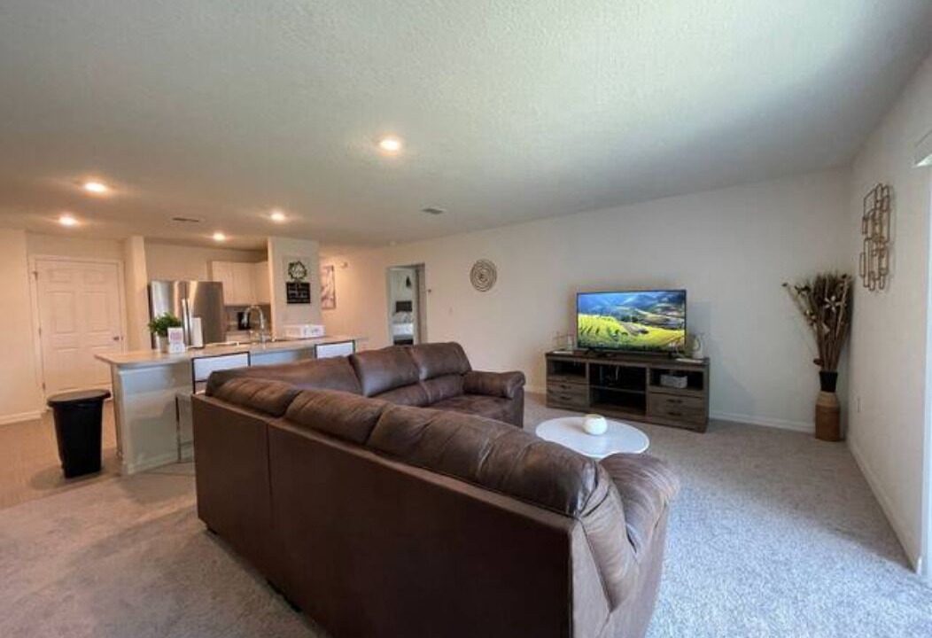 Photo of Livingroom in Haines City