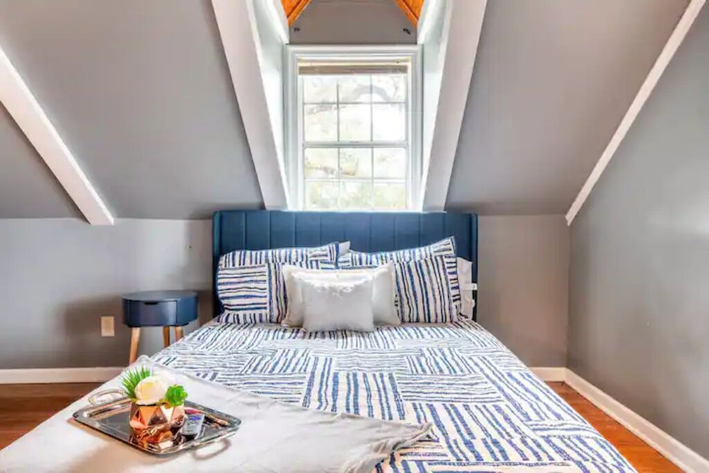 Photo of Bedroom in Fairview Shores