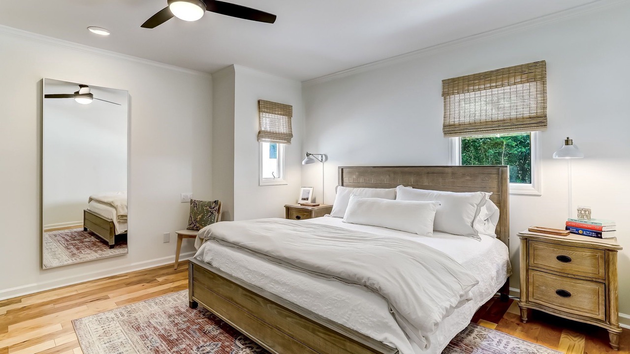 Photo of Bedroom in American Beach
