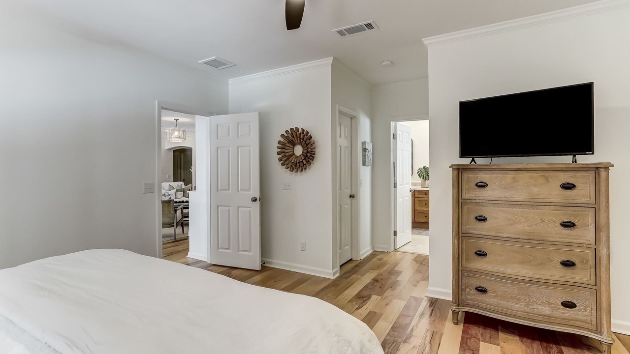 Photo of Bedroom in American Beach