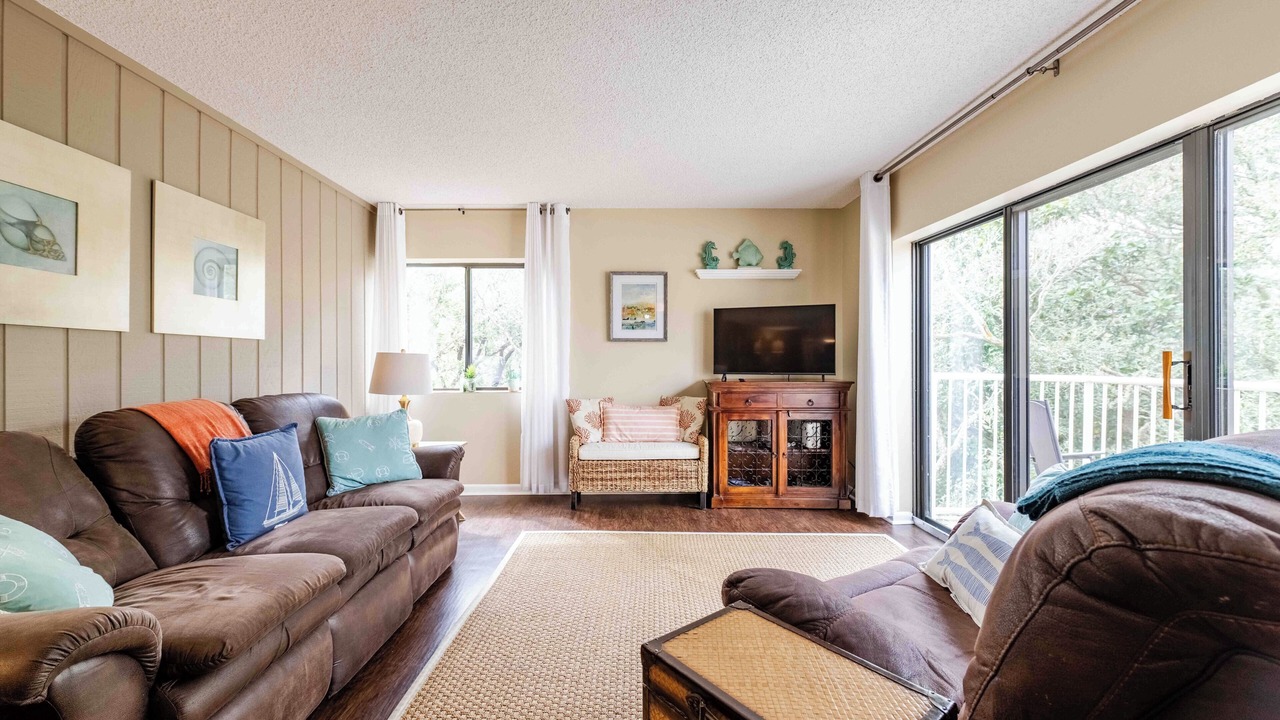 Photo of Livingroom in Fernandina Beach