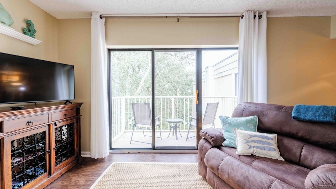 Photo of Livingroom in Fernandina Beach
