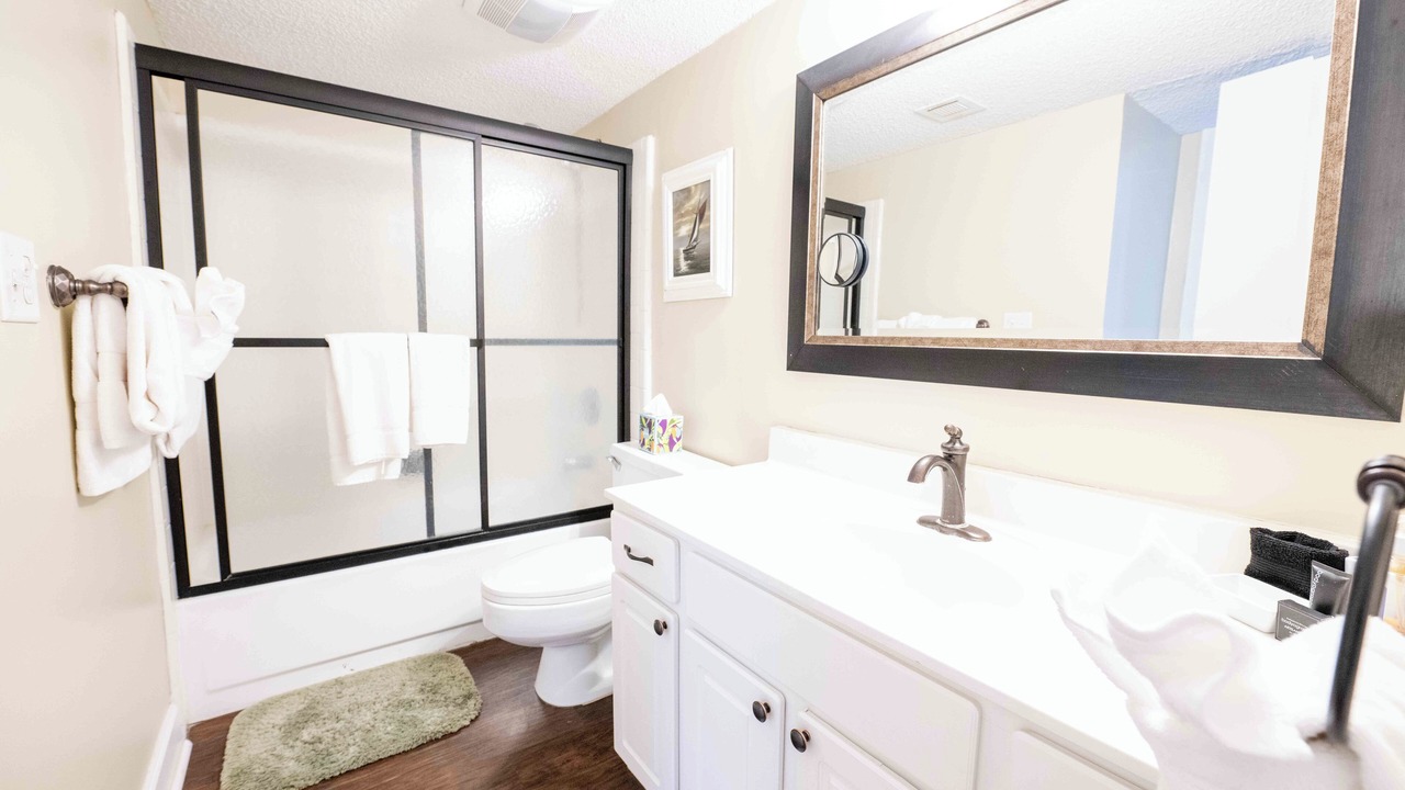 Photo of Bathroom in Fernandina Beach