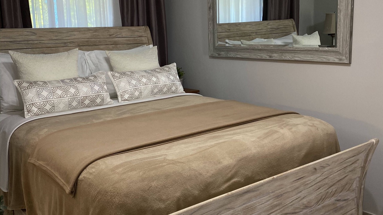 Photo of Bedroom in Warm Mineral Springs