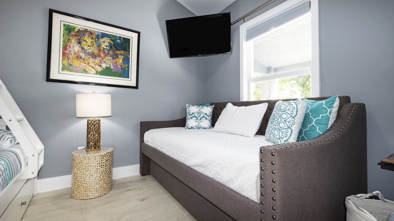 Photo of Bedroom in Tarpon River