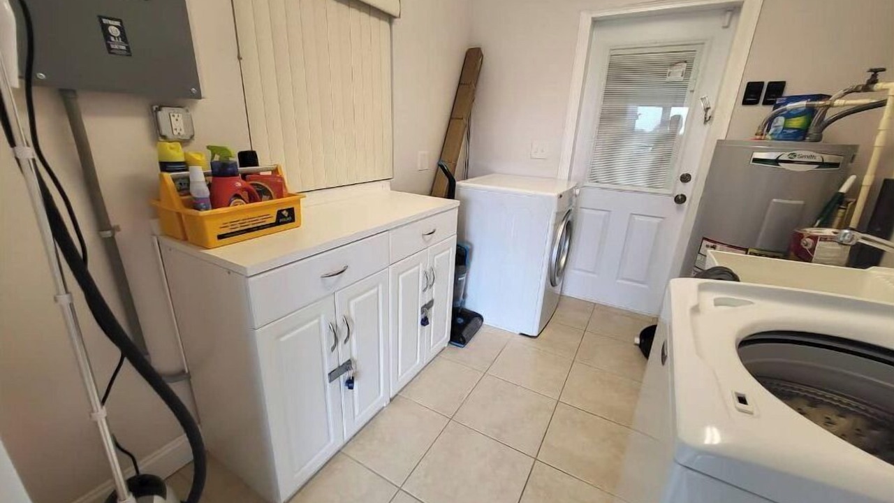 Photo of Bedroom in Crystal Lake