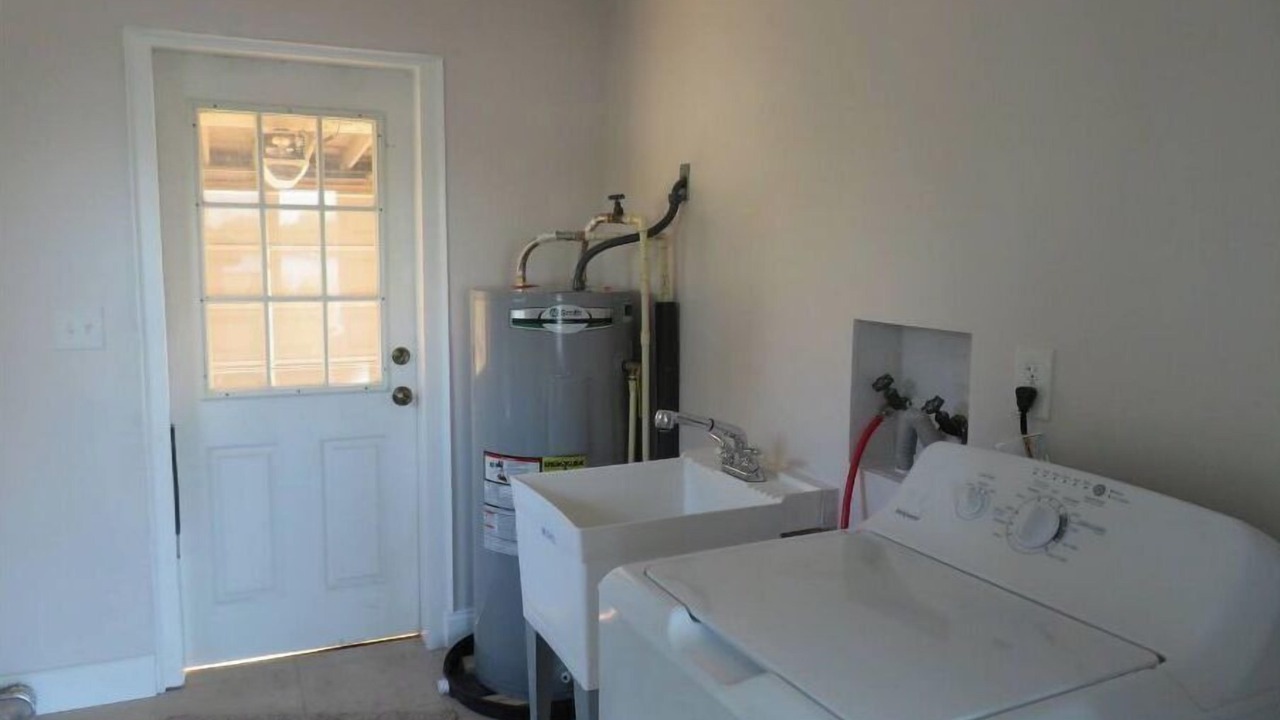 Photo of Bedroom in Crystal Lake