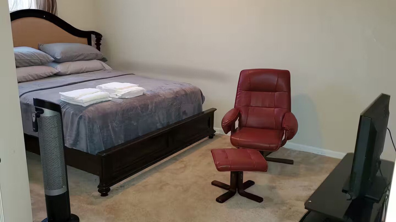 Photo of Bedroom in Fairburn