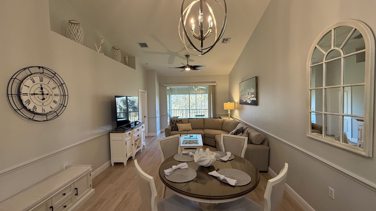 Photo of Livingroom in Stoneybrook