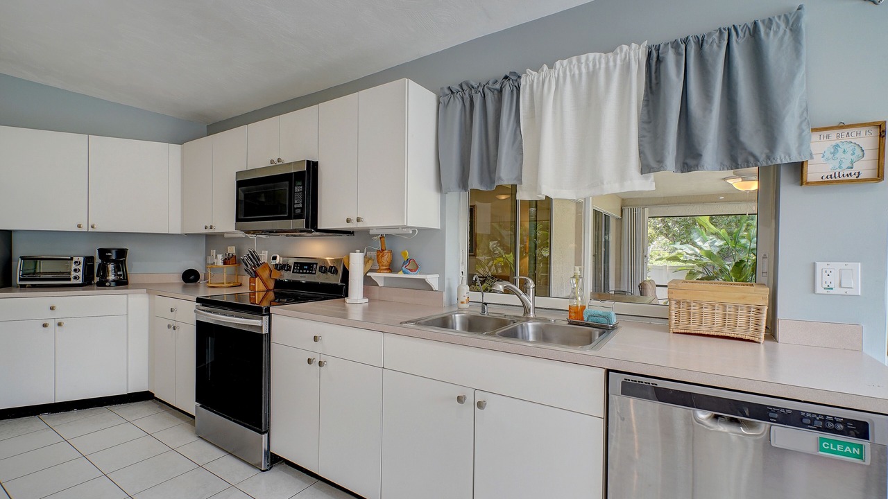 Photo of Kitchen in Saint James City