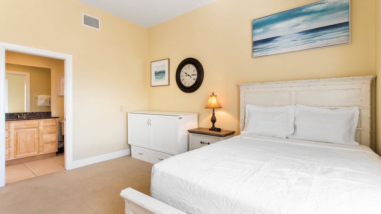Photo of Bedroom in Sunset Beach