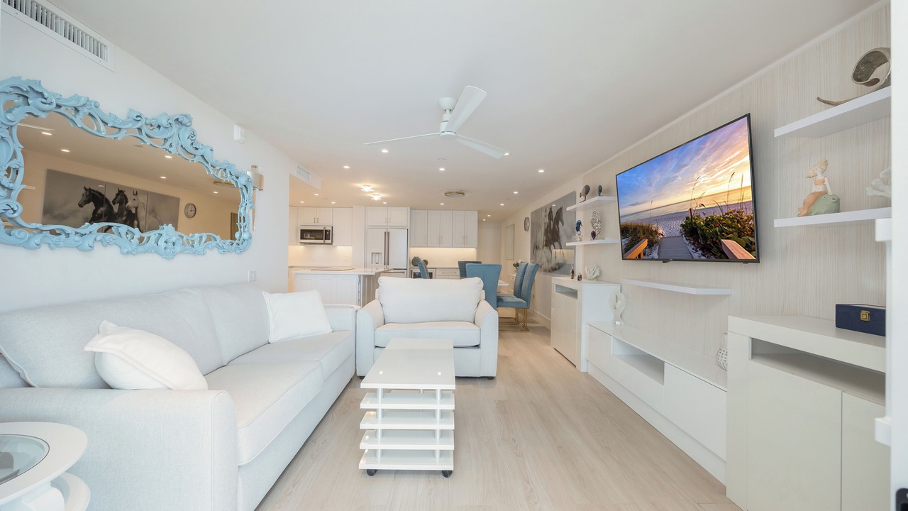 Photo of Livingroom in Moorings