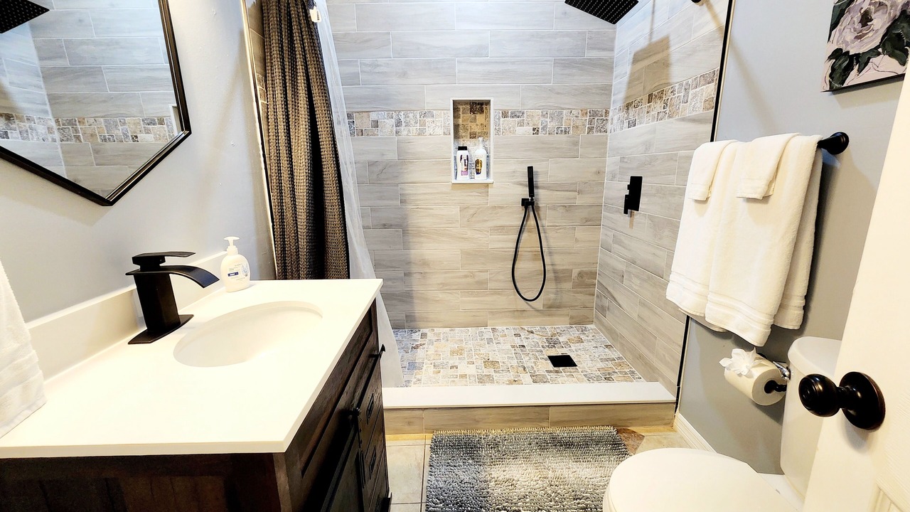 Photo of Bathroom in Lakeland
