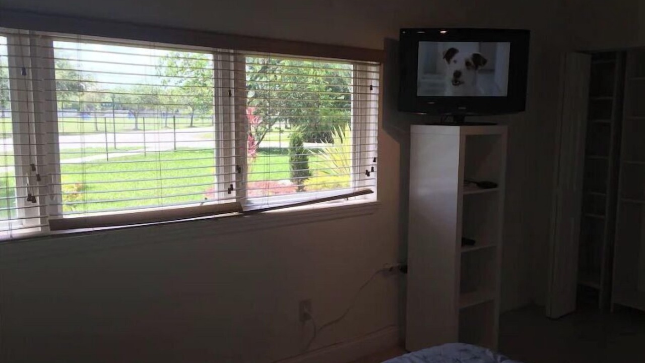 Photo of Bedroom in Pinecrest
