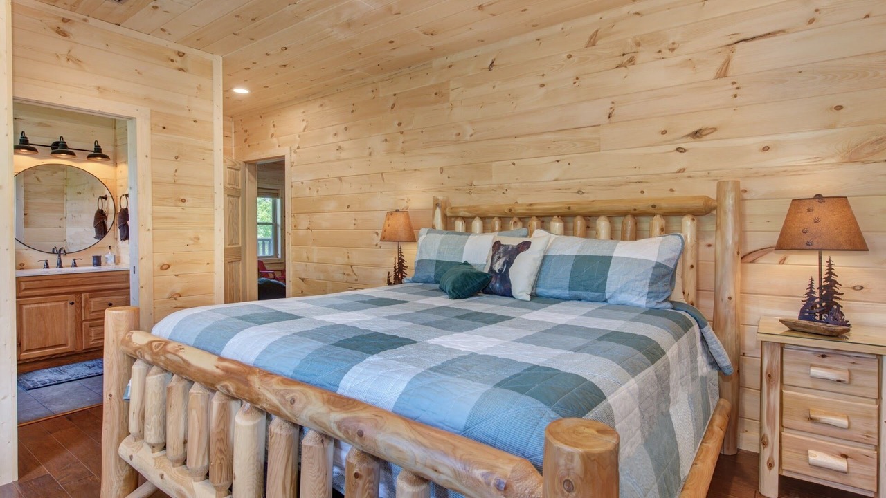Photo of Bedroom in Smoky Mountains