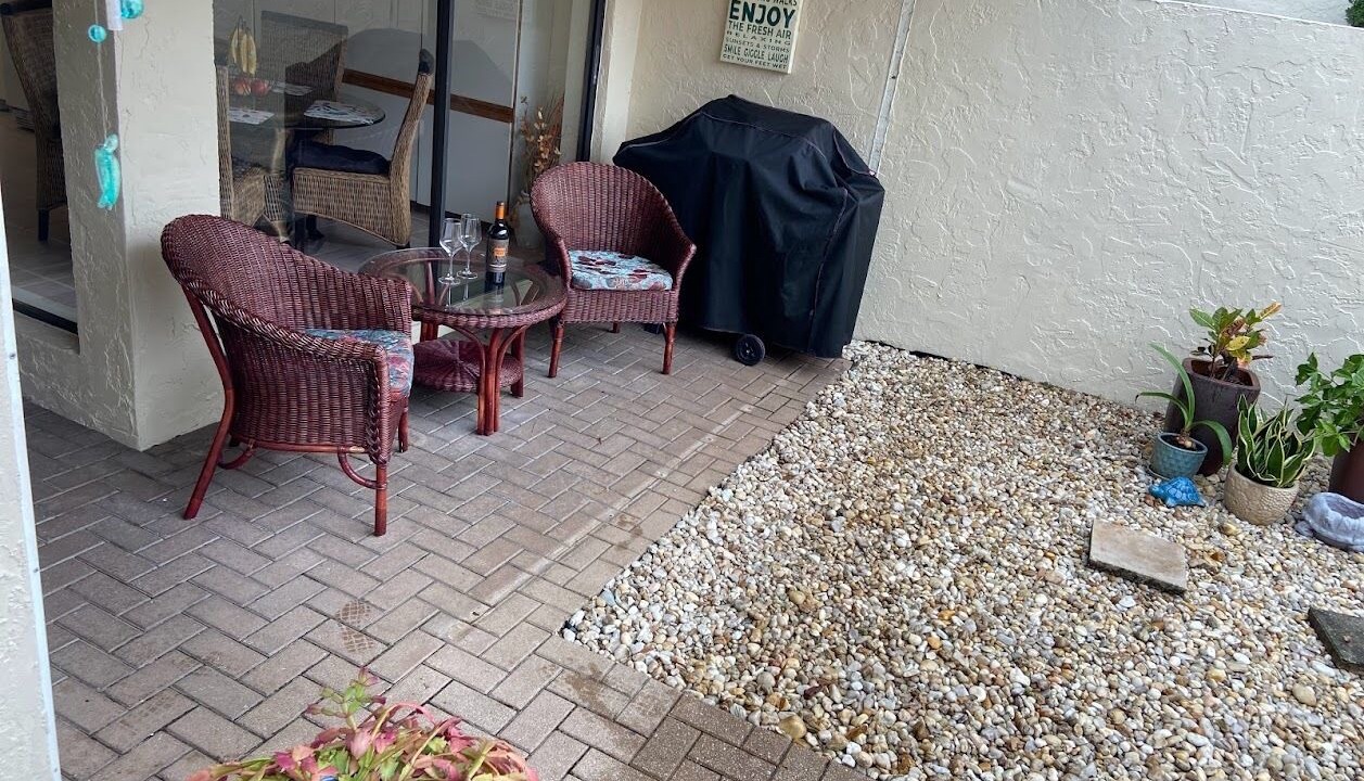 Photo of Patio Balcony in Lely Golf Estates
