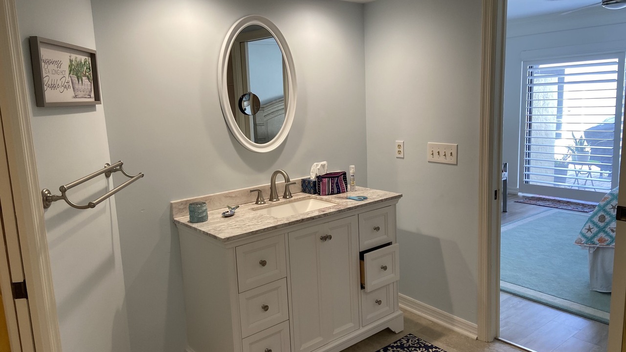 Photo of Bathroom in Lely Golf Estates