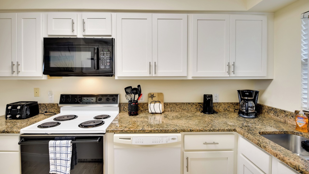 Photo of Kitchen in Ormond-by-the-Sea