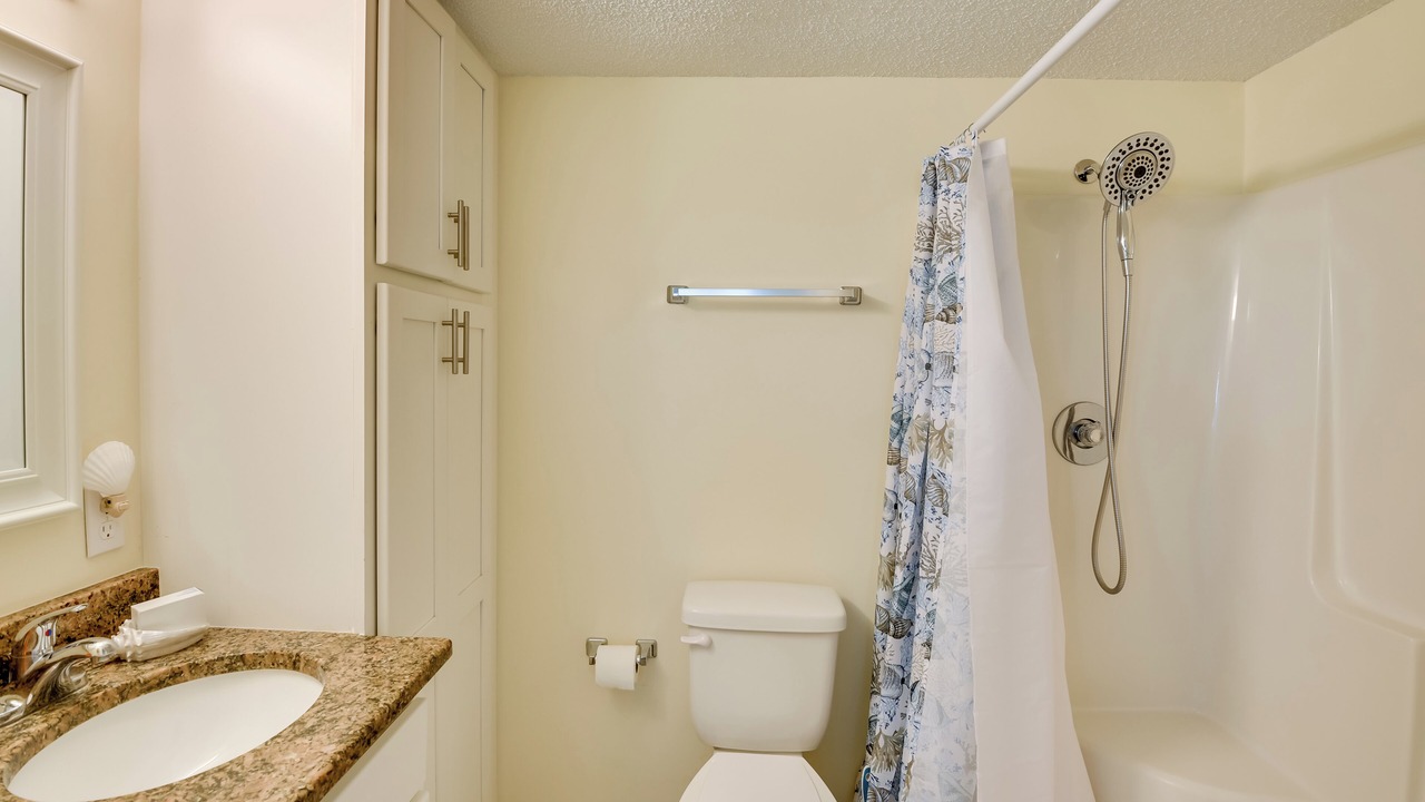 Photo of Bathroom in Ormond-by-the-Sea