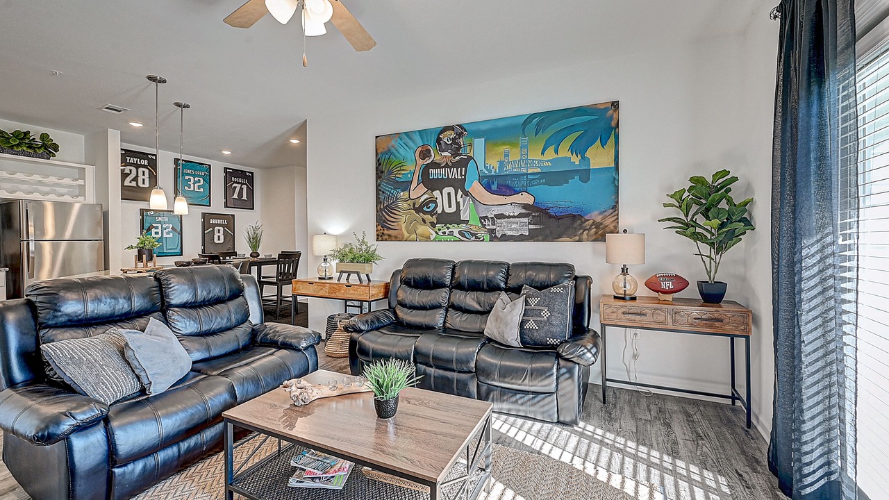Photo of Livingroom in Jacksonville
