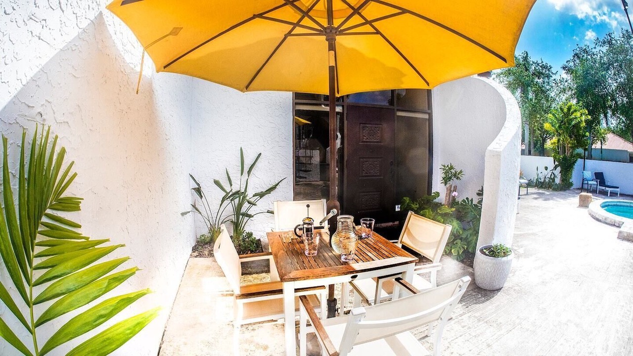 Photo of Outdoor in Miami Shores