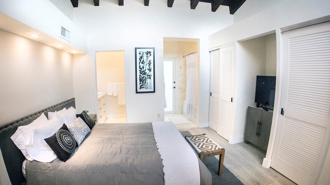 Photo of Bedroom in Miami Shores