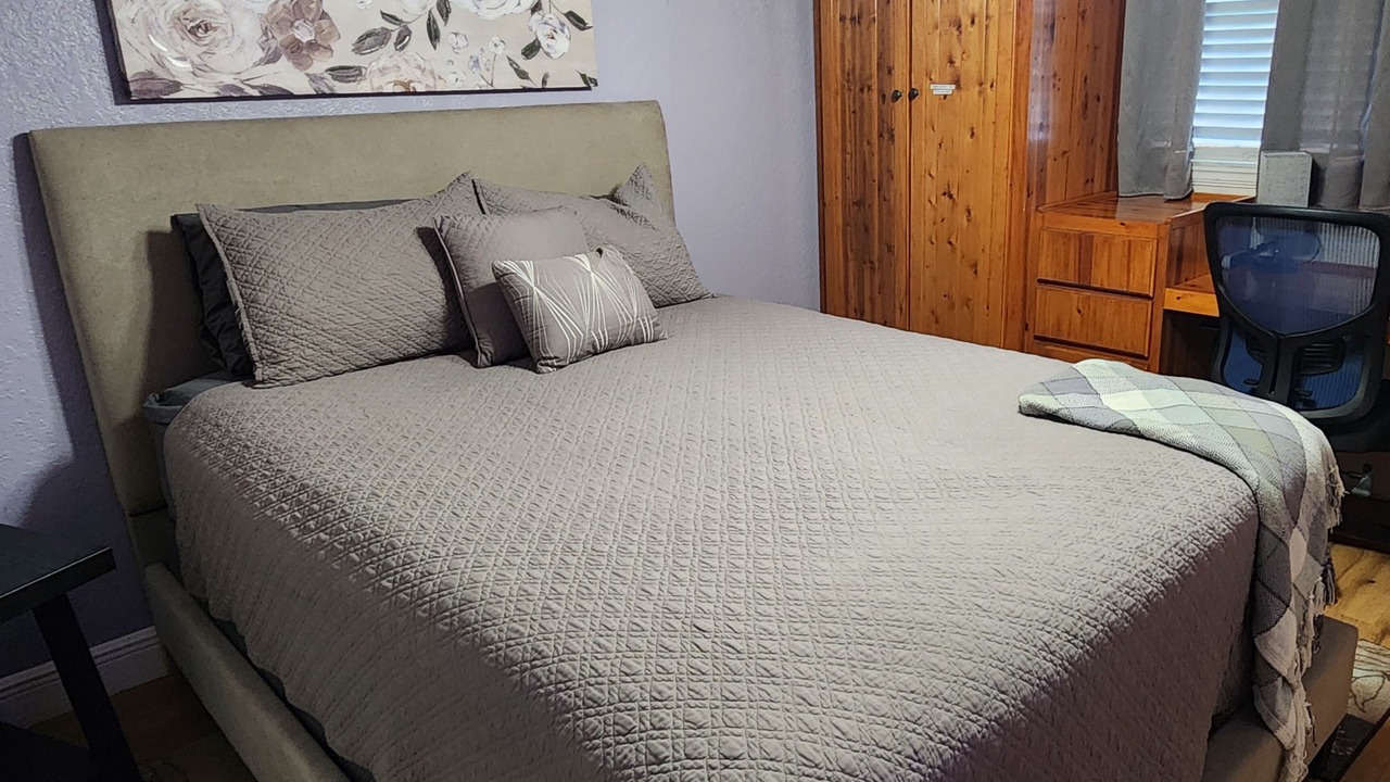Photo of Bedroom in Winter Haven