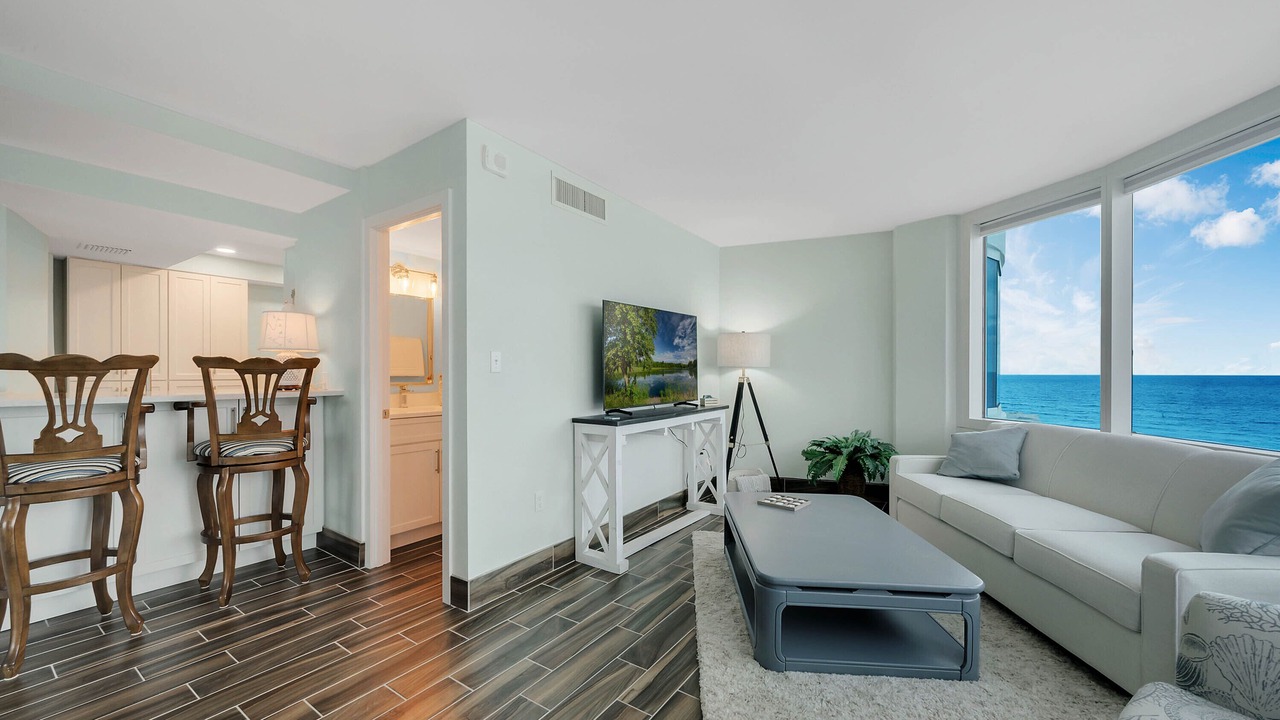 Photo of Livingroom in Daytona Beach Shores