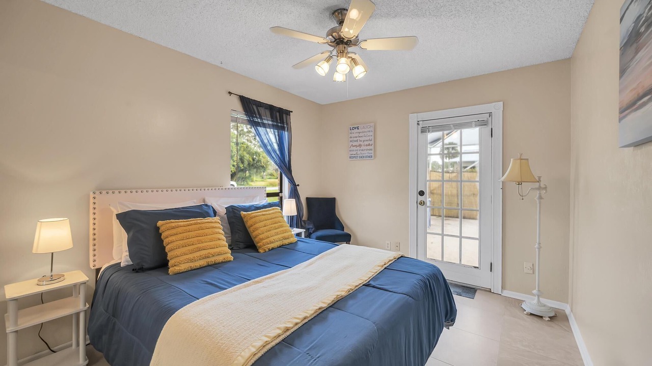 Photo of Bedroom in Indian River Estates