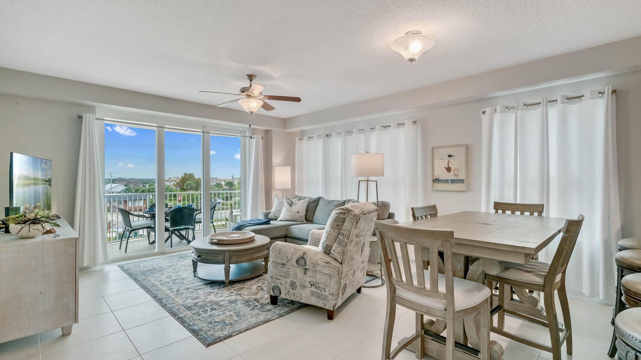 Photo of Livingroom in Ocean View Halifax Estates