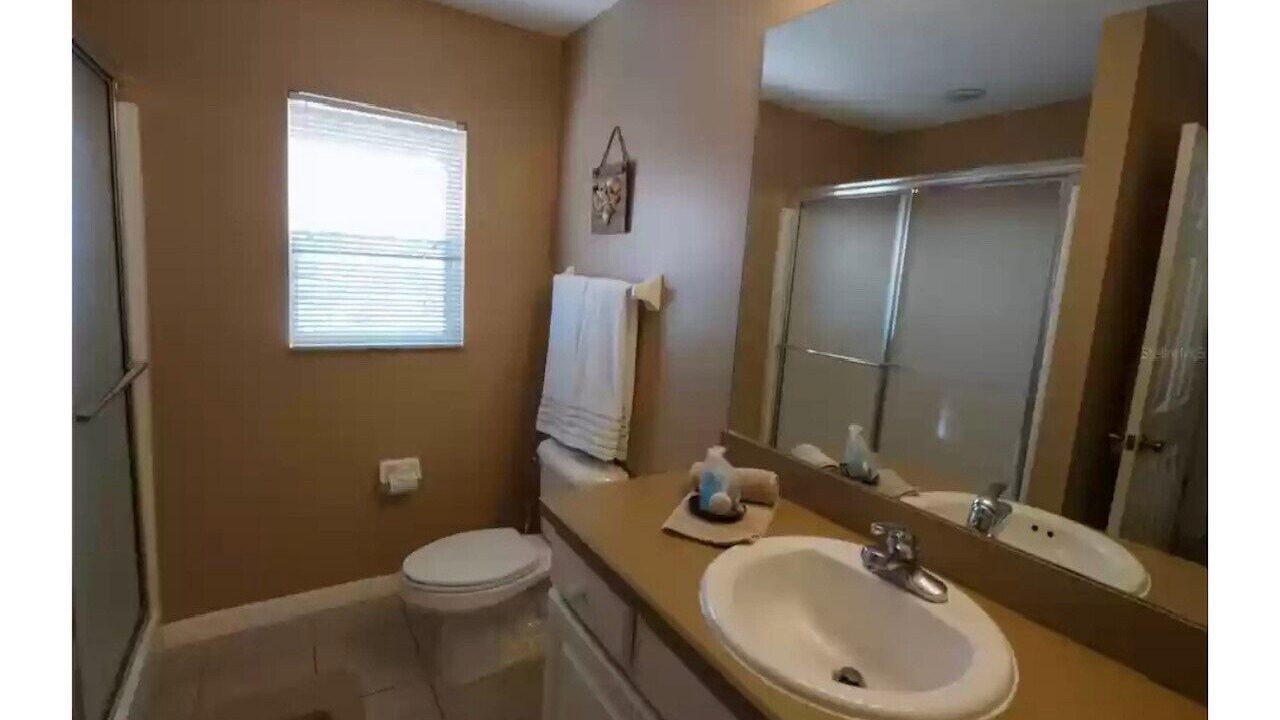 Photo of Bathroom in Lake Wilson Preserve