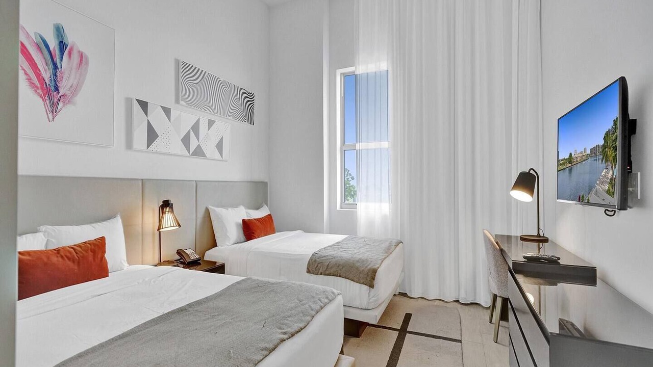 Photo of Bedroom in Hallandale Beach