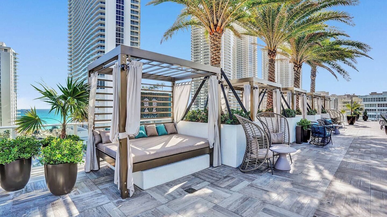 Photo of Patio Balcony in Hallandale Beach