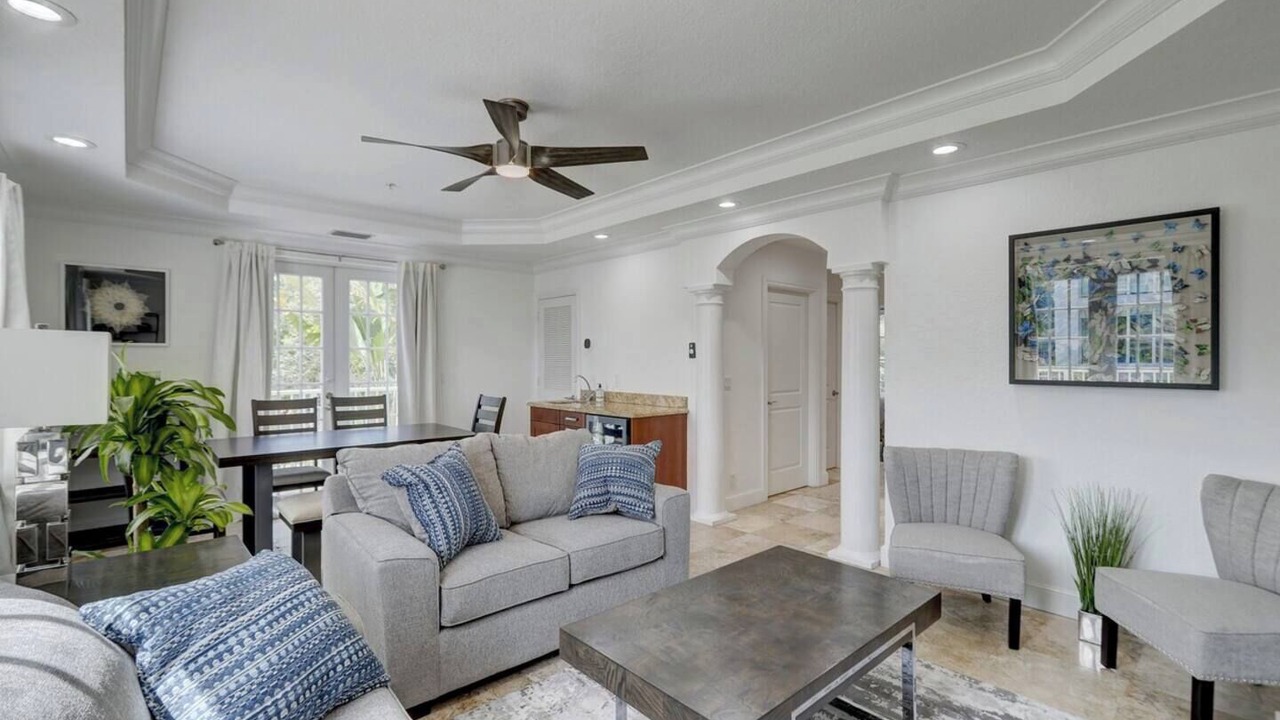 Photo of Livingroom in Colee Hammock
