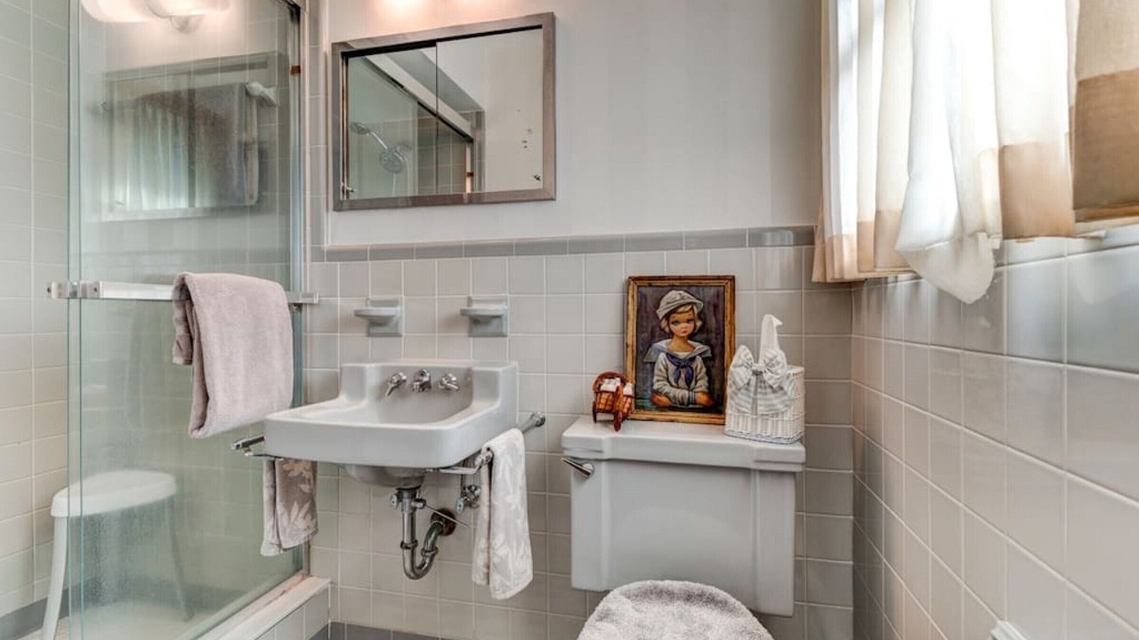 Photo of Bathroom in Kingston