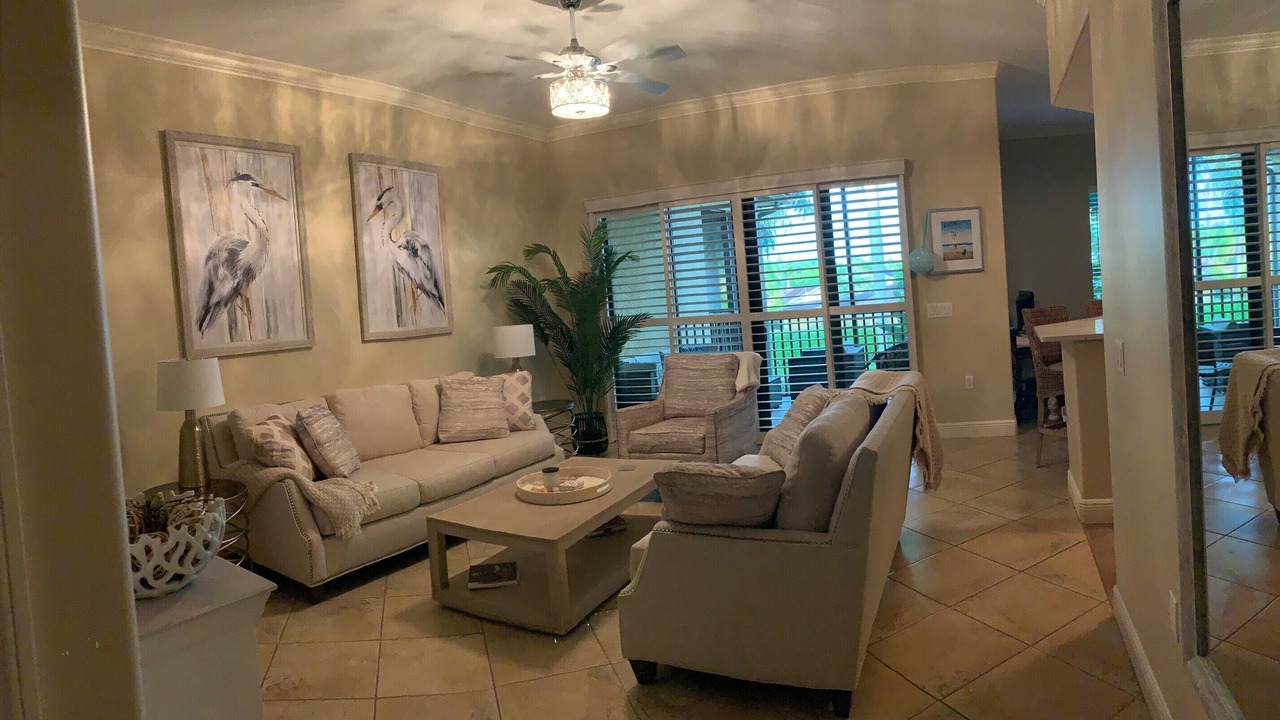 Photo of Livingroom in East Naples