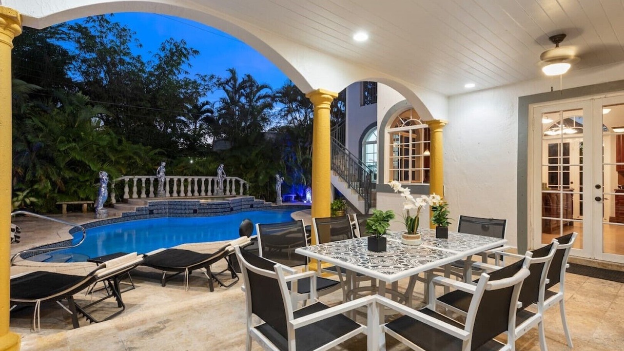 Photo of Outdoor in Coral Gables Section
