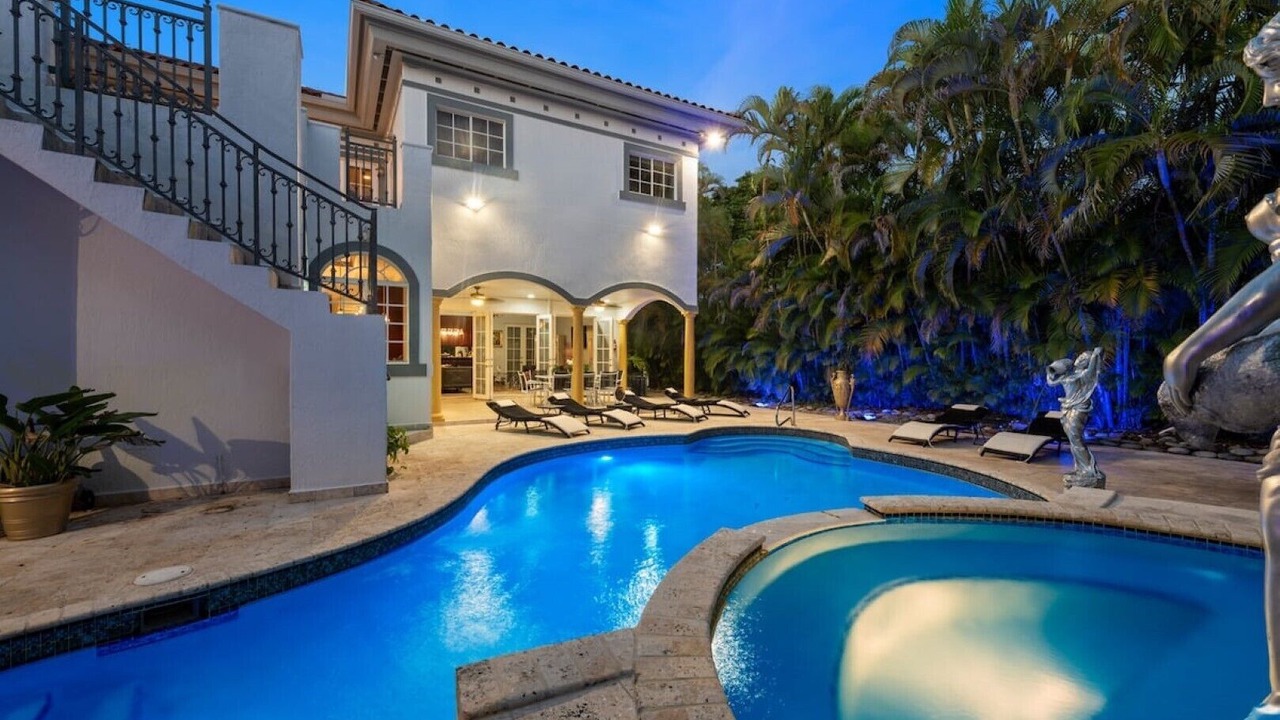 Photo of Outdoor in Coral Gables Section