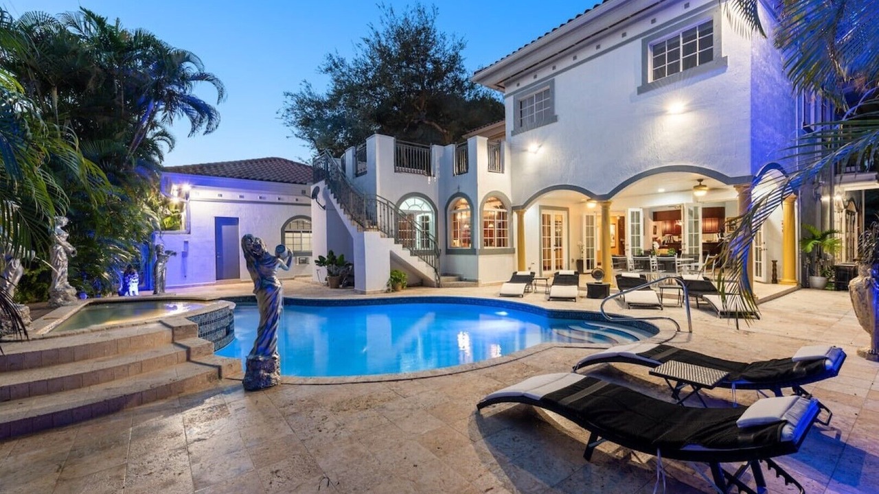 Photo of Outdoor in Coral Gables Section