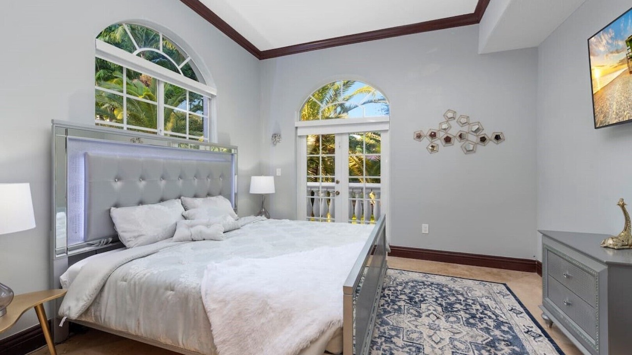 Photo of Bedroom in Coral Gables Section