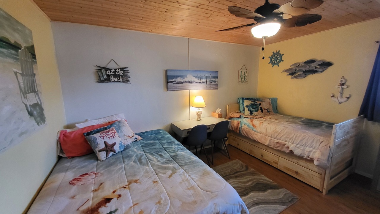 Photo of Bedroom in Ormond-by-the-Sea