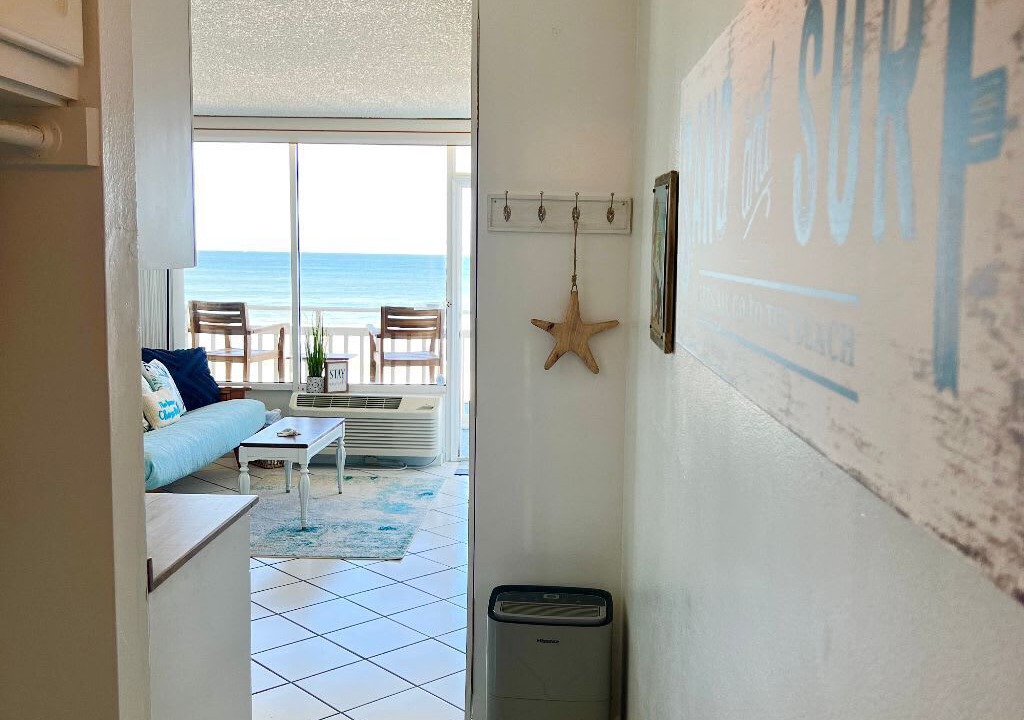 Photo of Livingroom in Ormond Beach