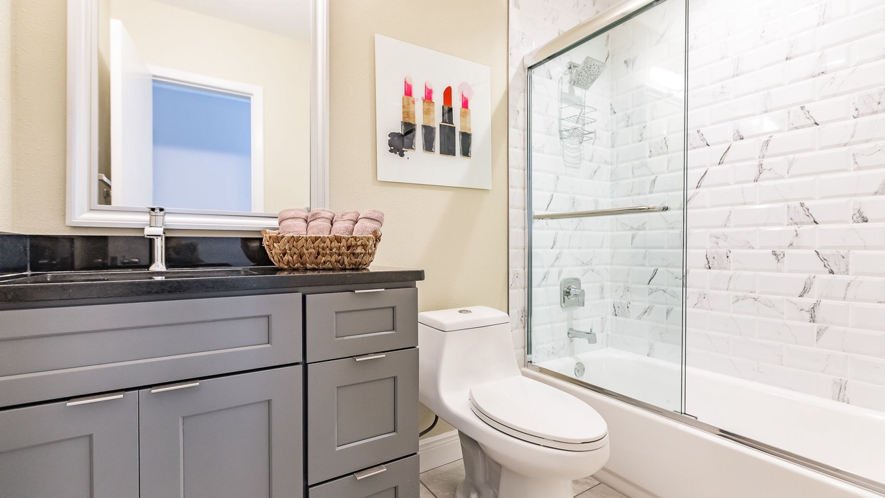 Photo of Bathroom in Edgewater