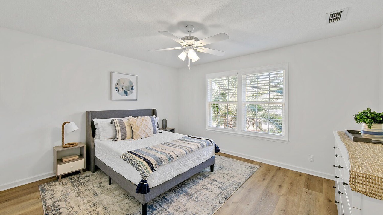 Photo of Bedroom in Seaview Park