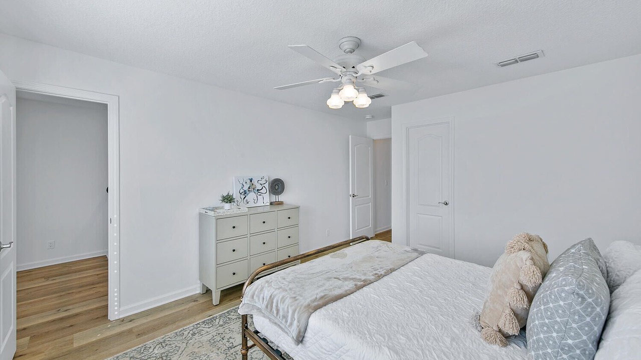Photo of Bedroom in Seaview Park