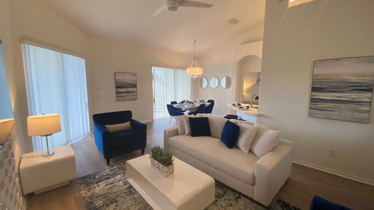 Photo of Livingroom in Tuscan Hills