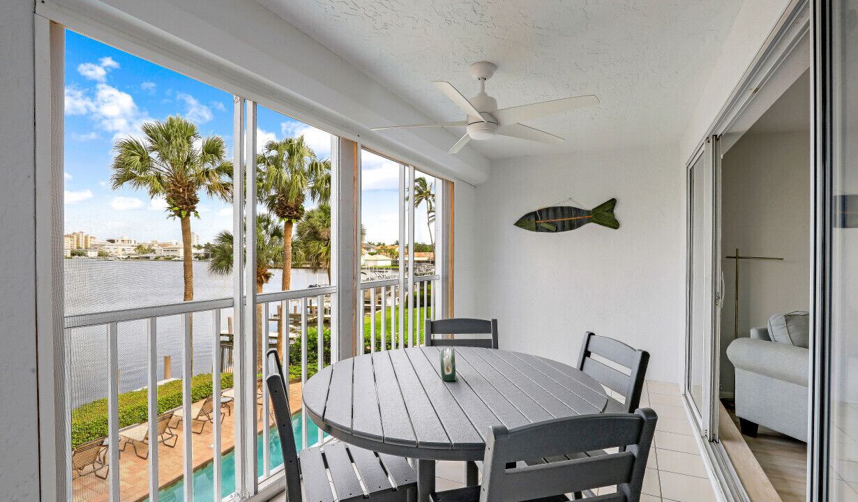 Photo of Outdoor in Vanderbilt Beach