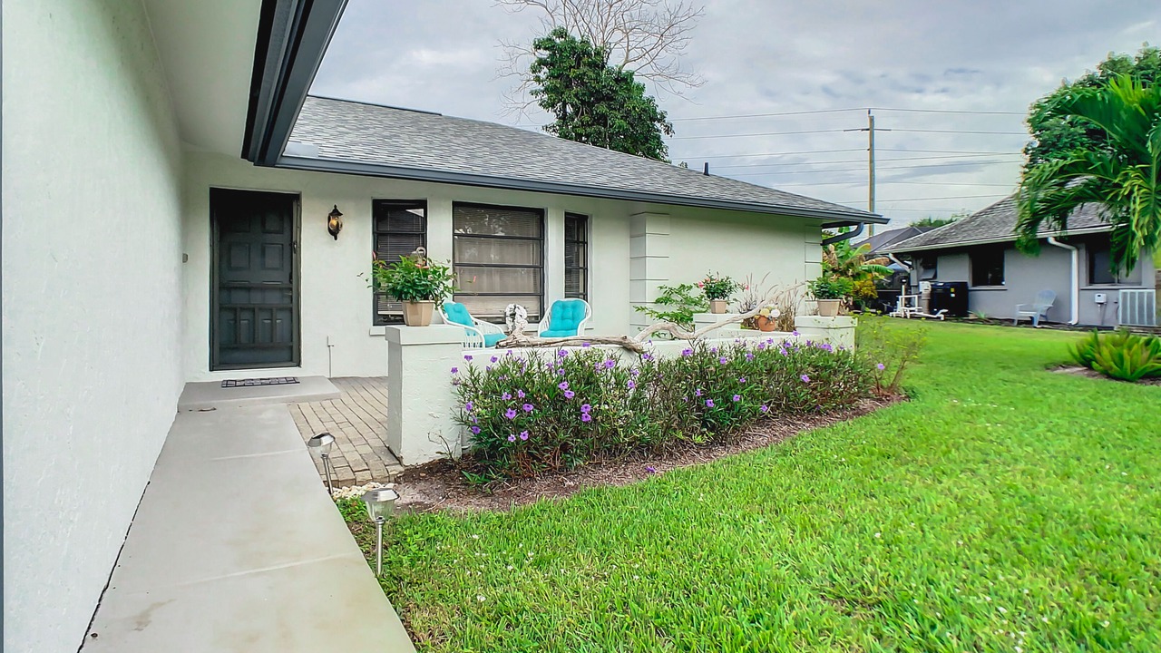 Photo of Patio Balcony in Kings Lake